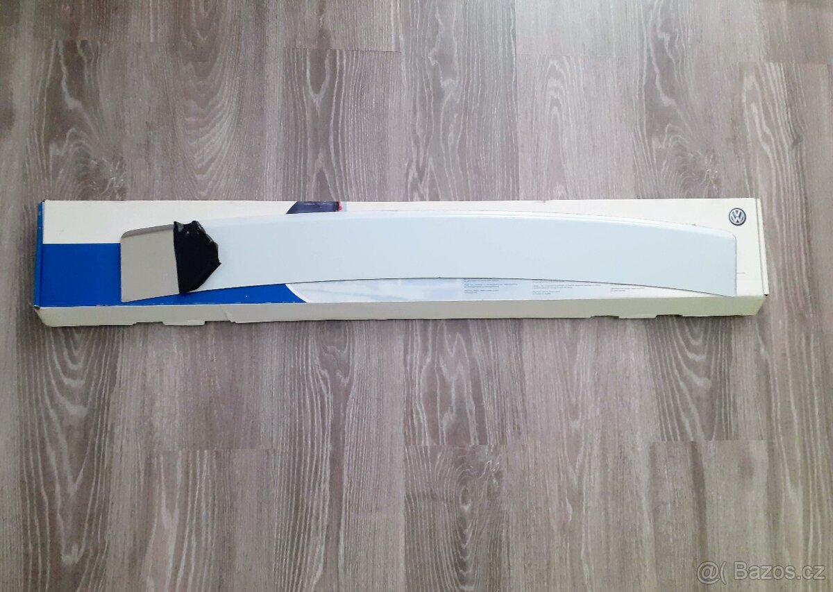 Ochranná lišta zadního nárazníku Vw Passat Variant 3C9 - 11