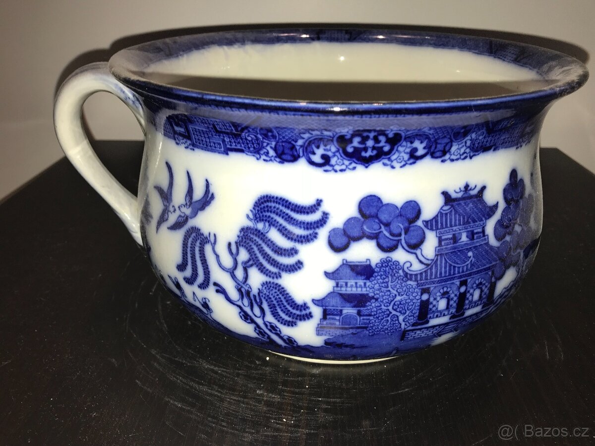 Sběratel nabízí staré porcelánové nočníky - 11