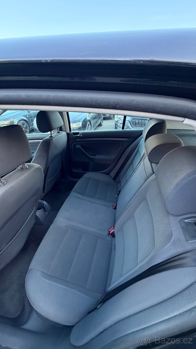 🚗 Volkswagen Golf 1.9 TDI 77 kW – KLIMA - 11