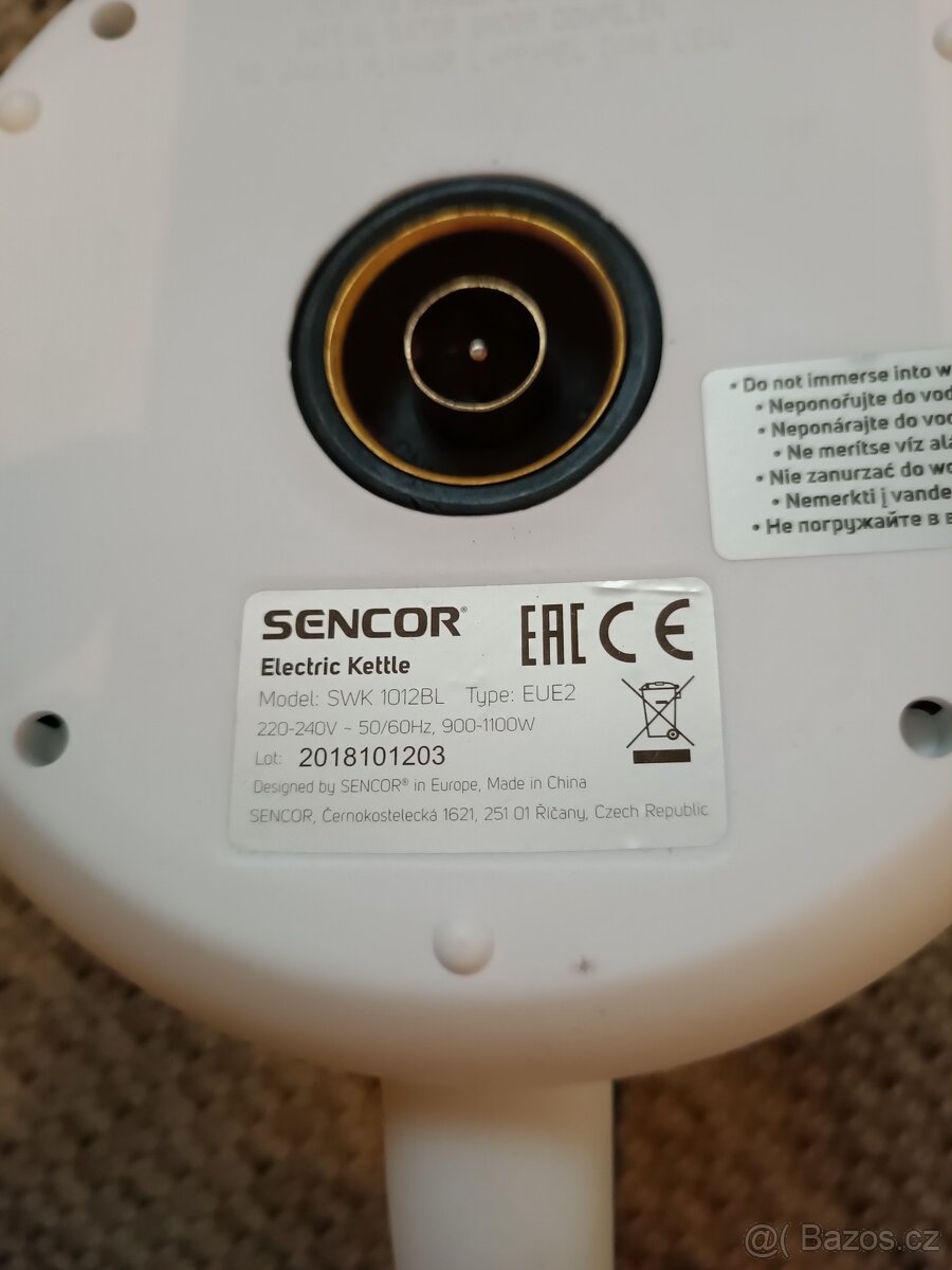 Domácí pekárna, kávovar, toustovač, rychlovarná konvice.... - 11