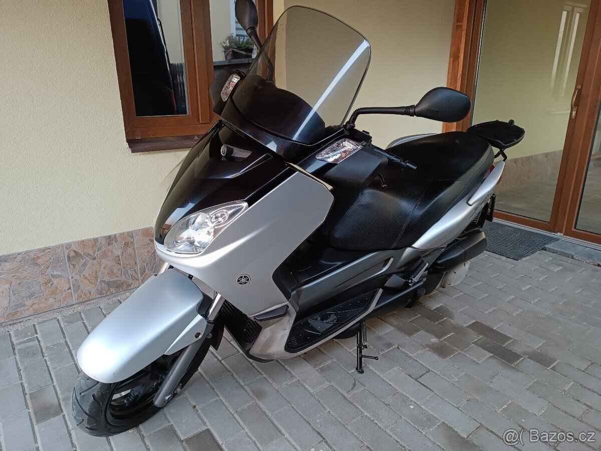 Yamaha Xmax 250, rok 2008, pěkný stav, Video, mohu dovézt - 11