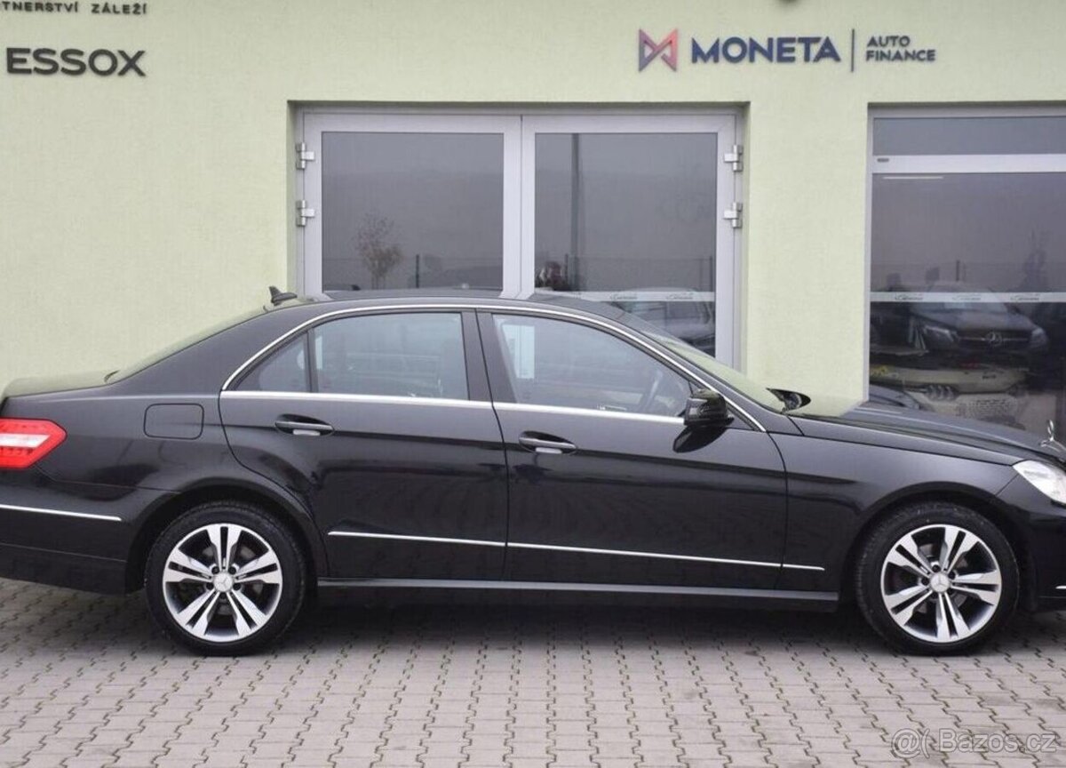 Mercedes-Benz Třídy E 220CDI ELEGANCE 125kW - 11