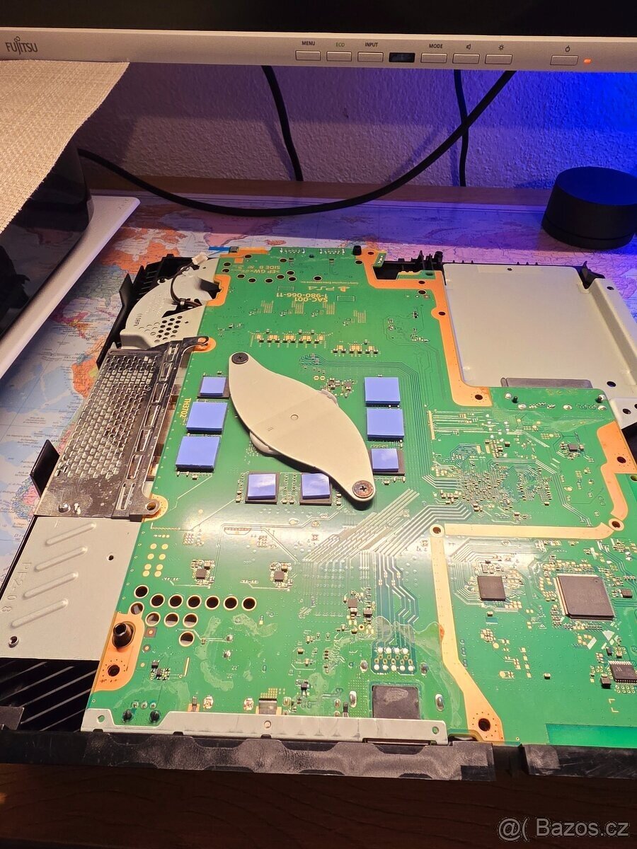 Čistění herní konzolí PS3, PS4, PS4 PRO, PS5 - 11