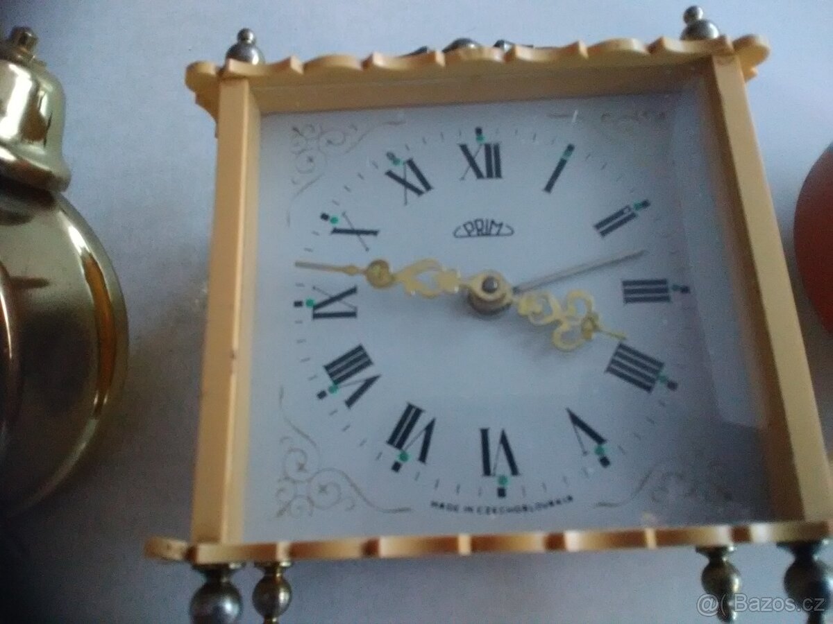 Prodám starší hodinky a budíky - nefunkční - 11