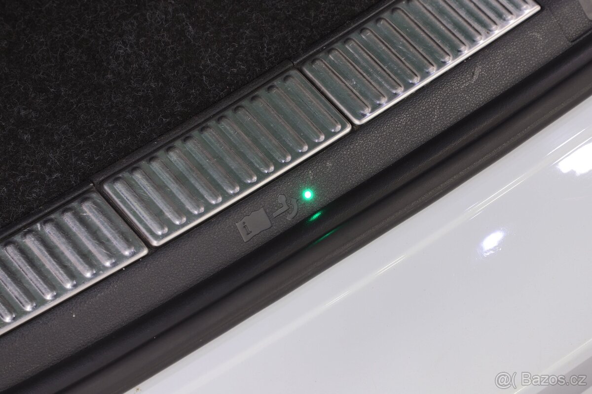 Škoda Superb 3 iV combi TSI 160kW DSG - záruka Autodraft - 11