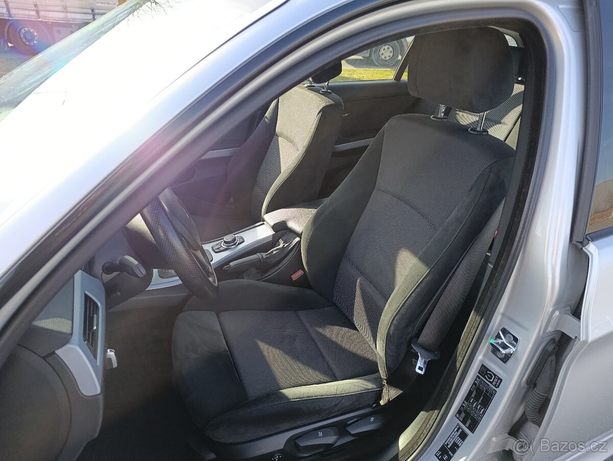 BMW 330d xDRIVE - 11