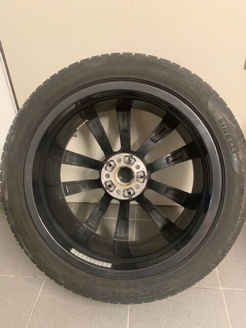 Originální zimní kola BMW M s dvojitými paprsky 699, komplet - 11