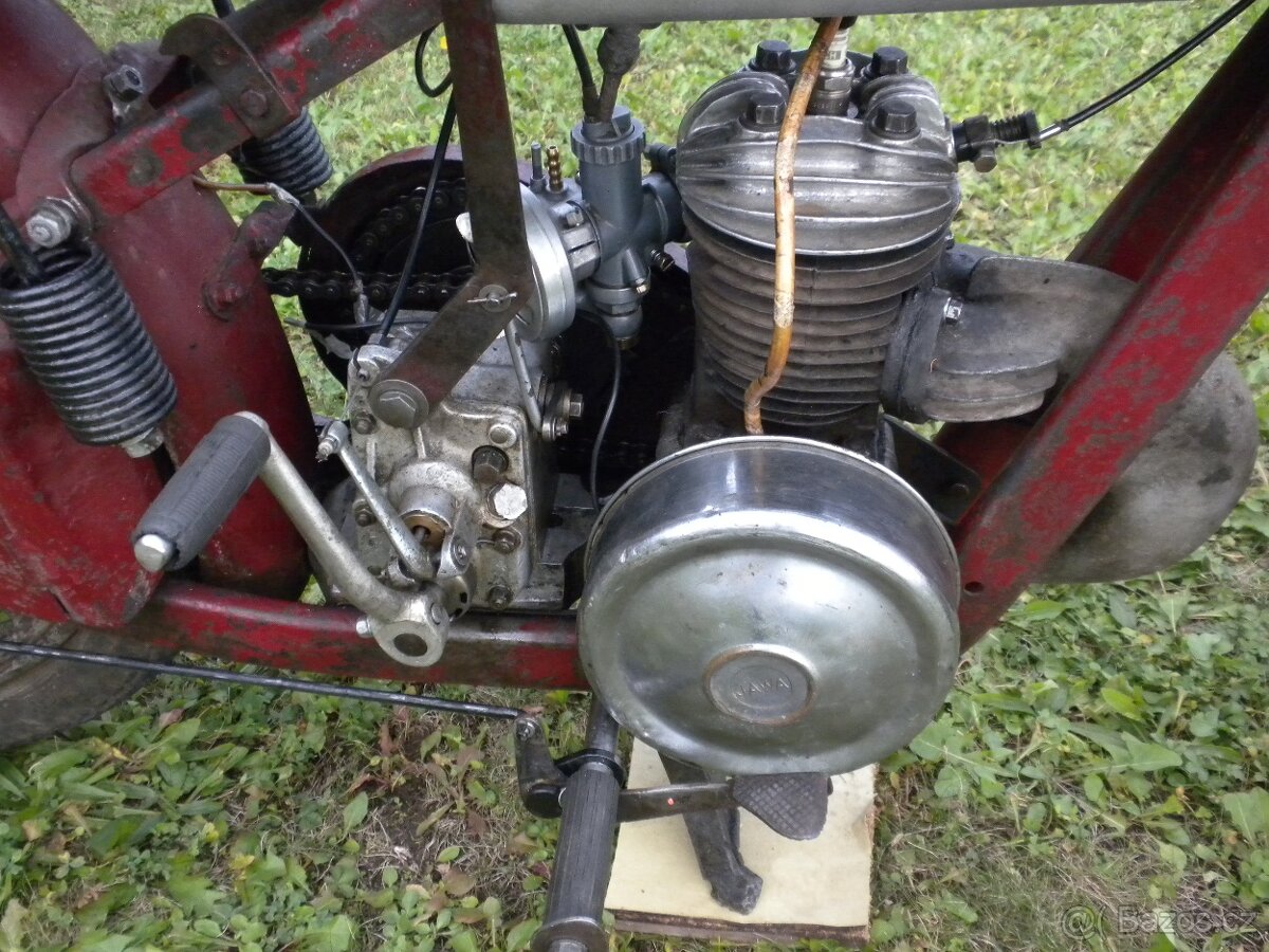 JAWA VILLIERS r.v.1934 bez dokladů dlouhá léta na půdě - 11