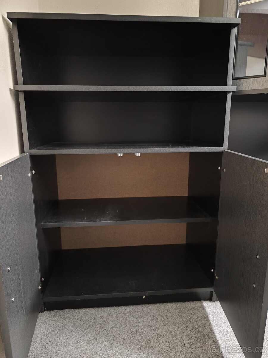 Kancléřský nábytek - 11