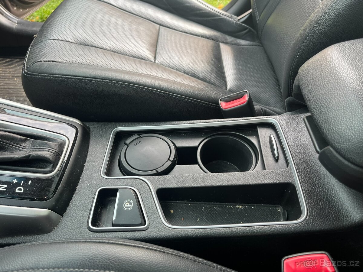 I30 Combi 1,6 CRDi - Automat - 2015 - 11