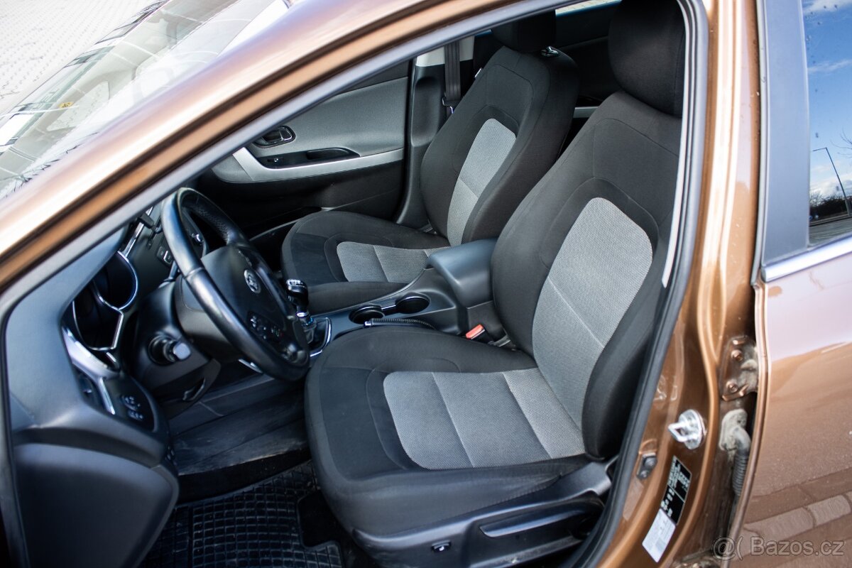 Kia Ceed 1.6 GDI / 99kW - 11