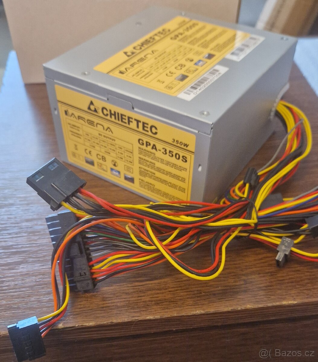 Zdroje SFF a ATX k počítačům - 11