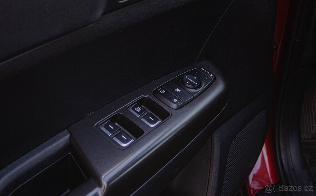 Kia Sportage 2.0 CRDi 4WD A/T - 11