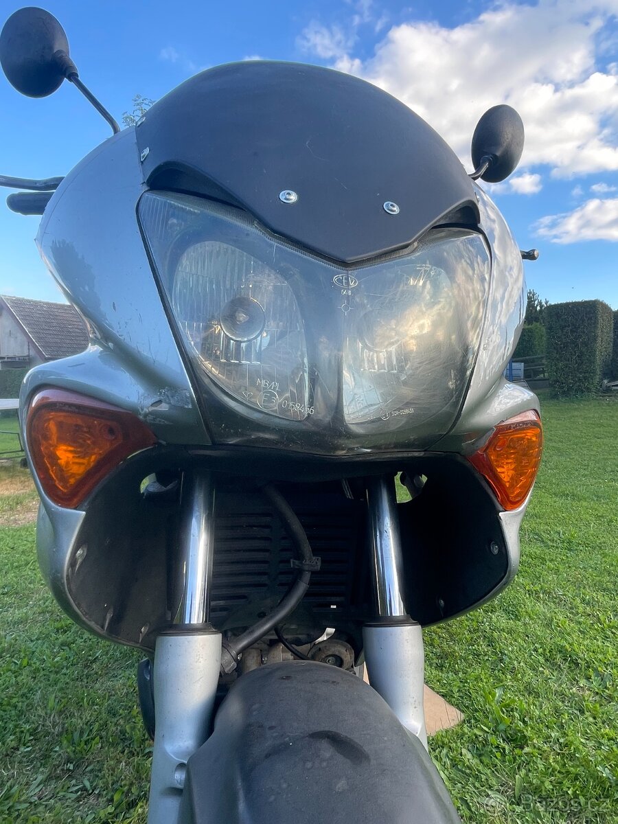 Honda Varadero XL 125 + ND - 11