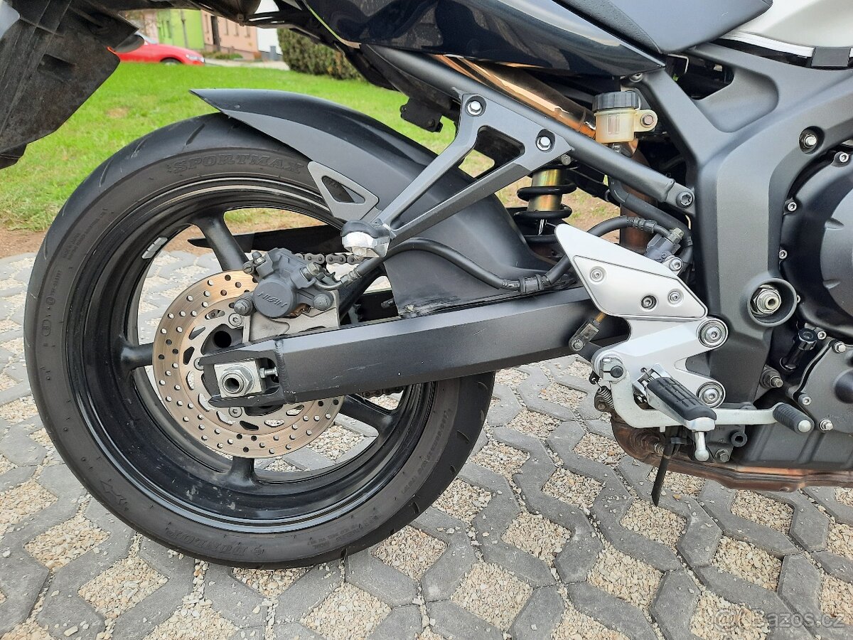 Yamaha FZ6 N S2 - 11