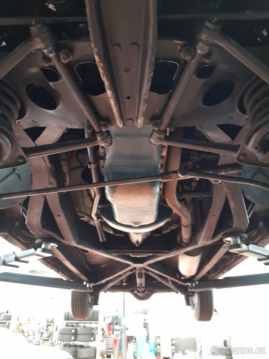 1951 Buick Special Series 40 Coupe - 11