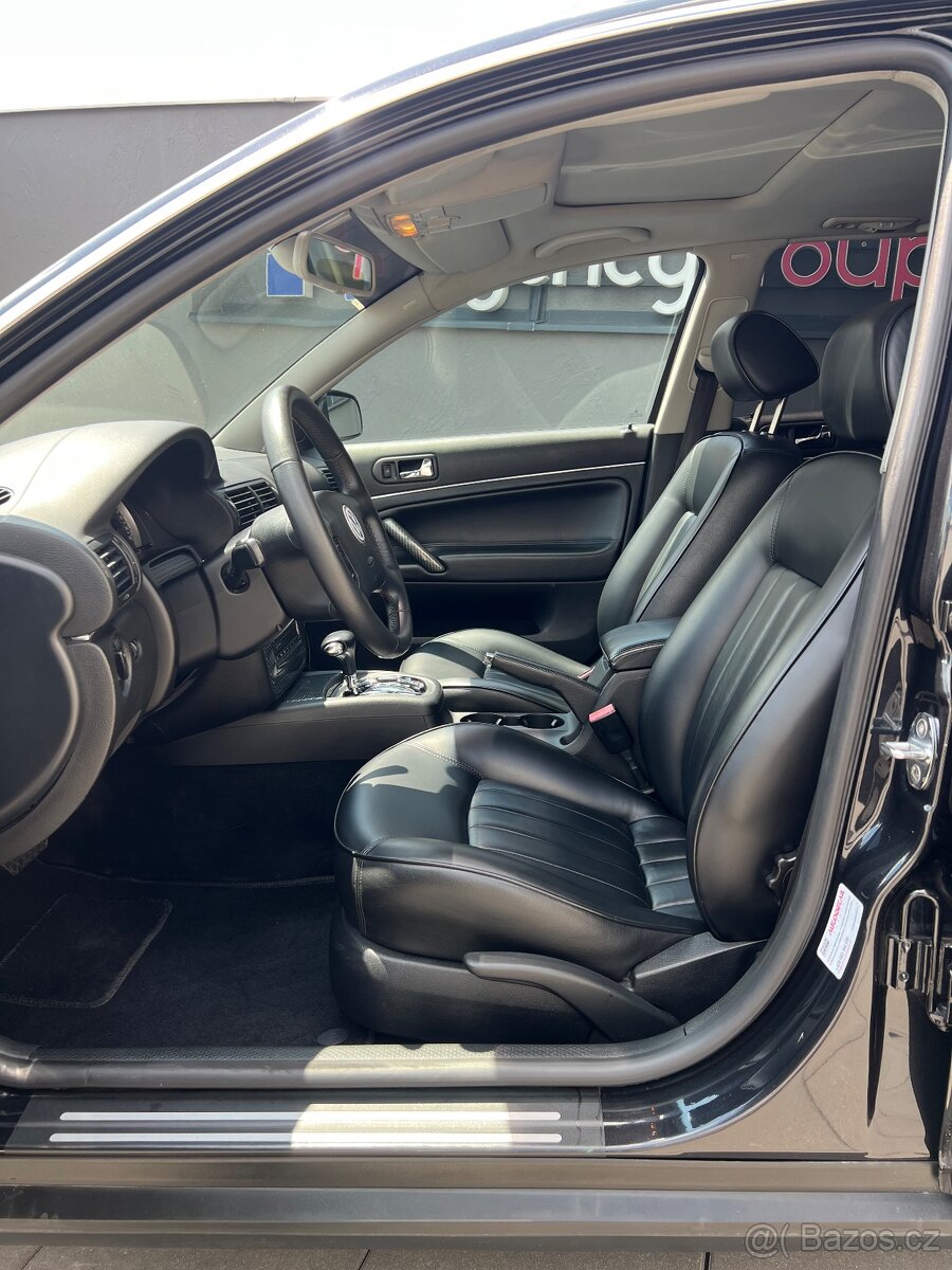 Volkswagen Passat 4.0 W8 4Motion - 11