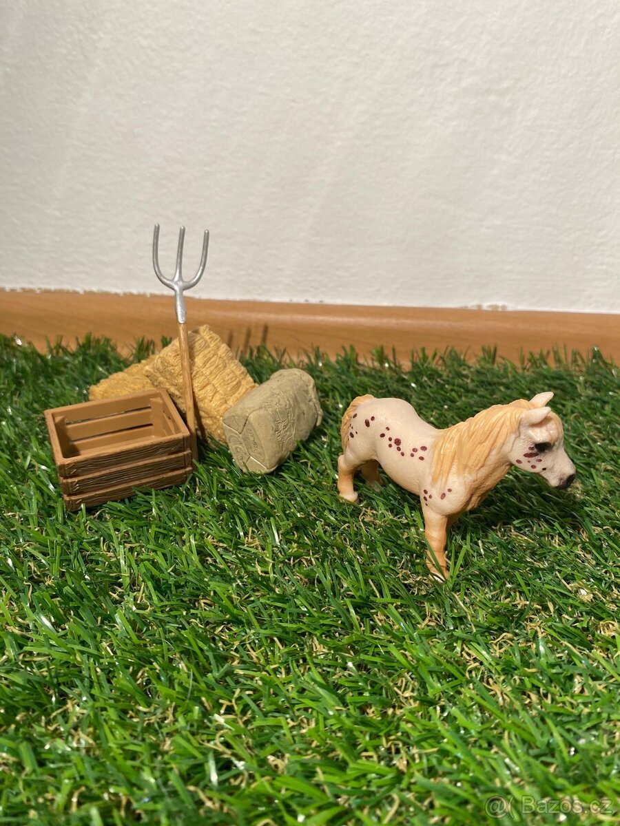 Fake identický schleich - 11