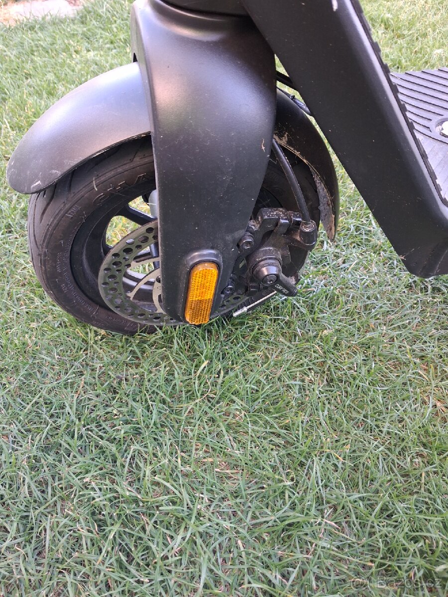 Elektrokoloběžka - 11