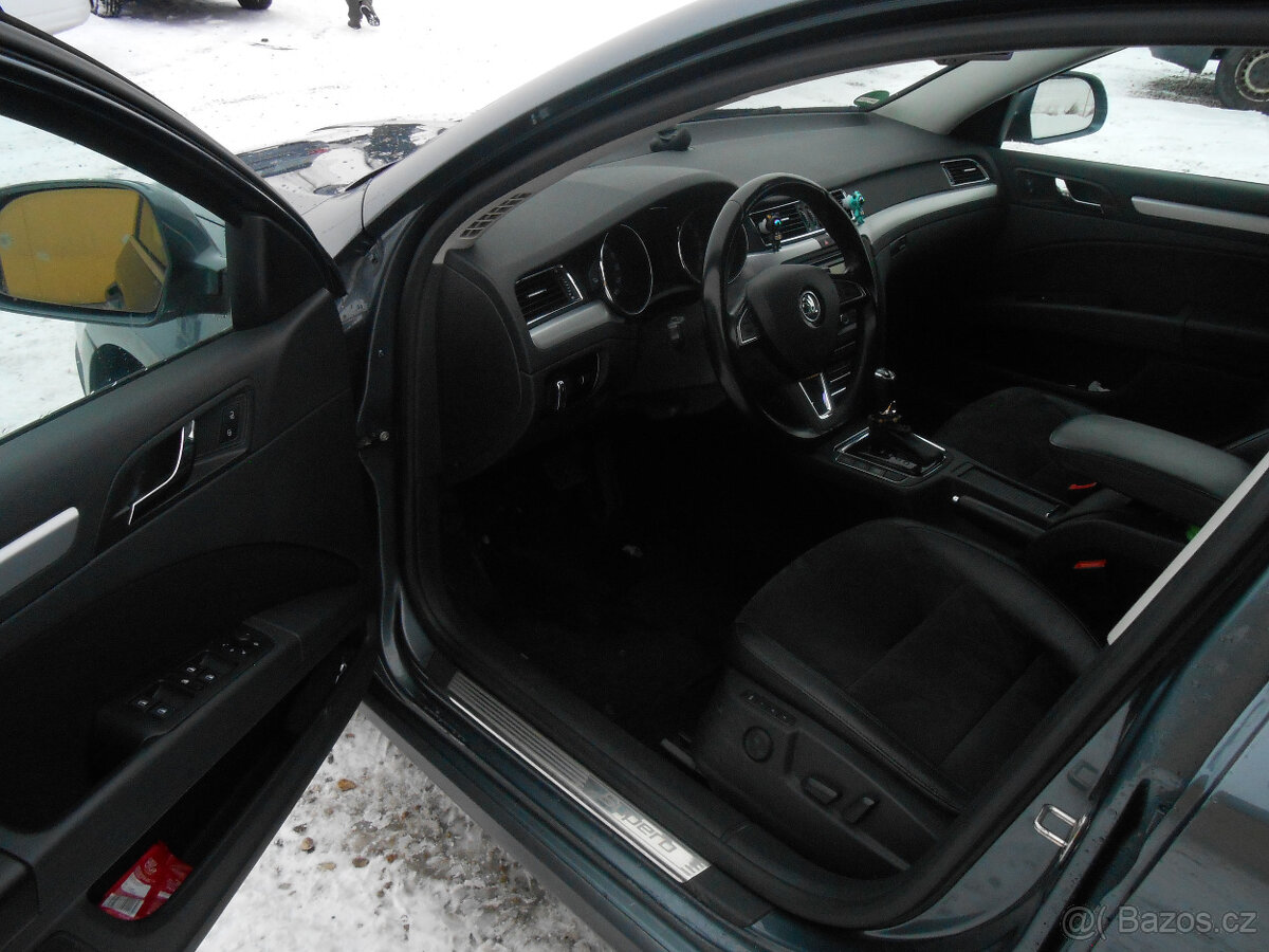 Škoda Superb 2.0 TDi 4x4 125Kw Scout - 11
