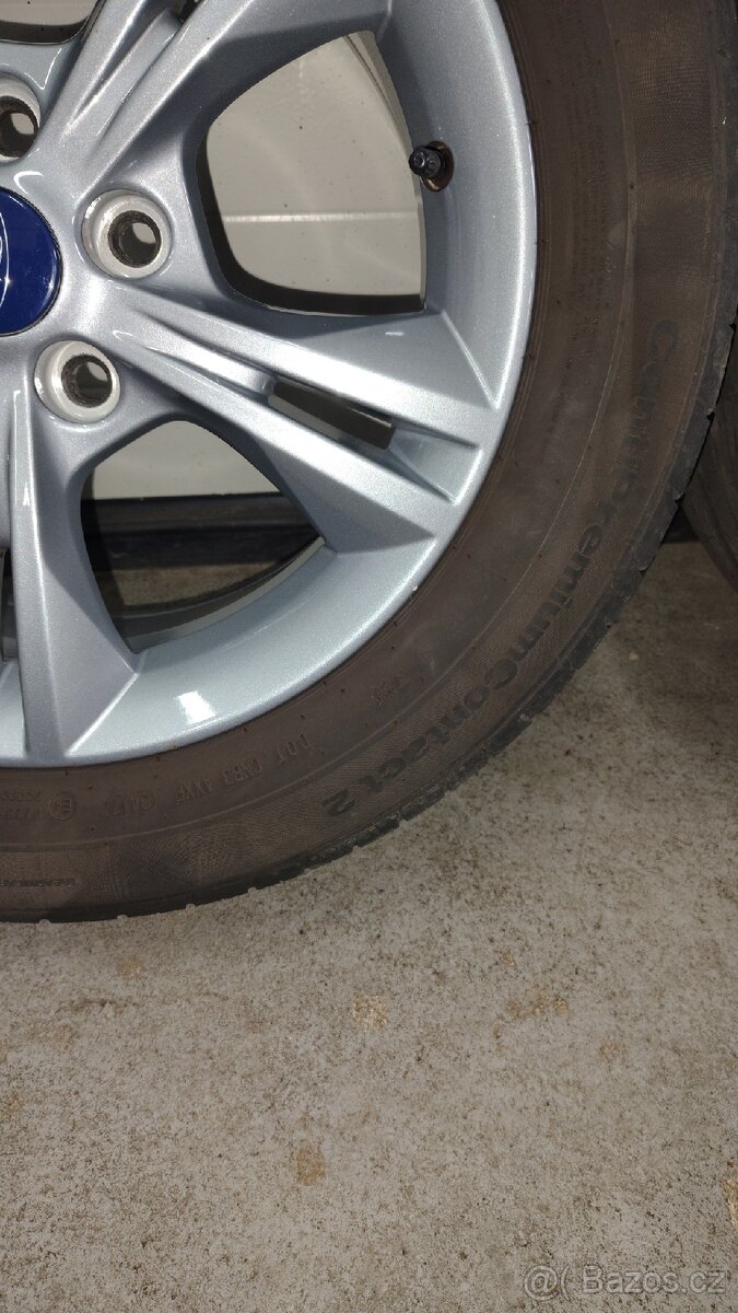 Originální ALU disky Ford s letními pneu - 11