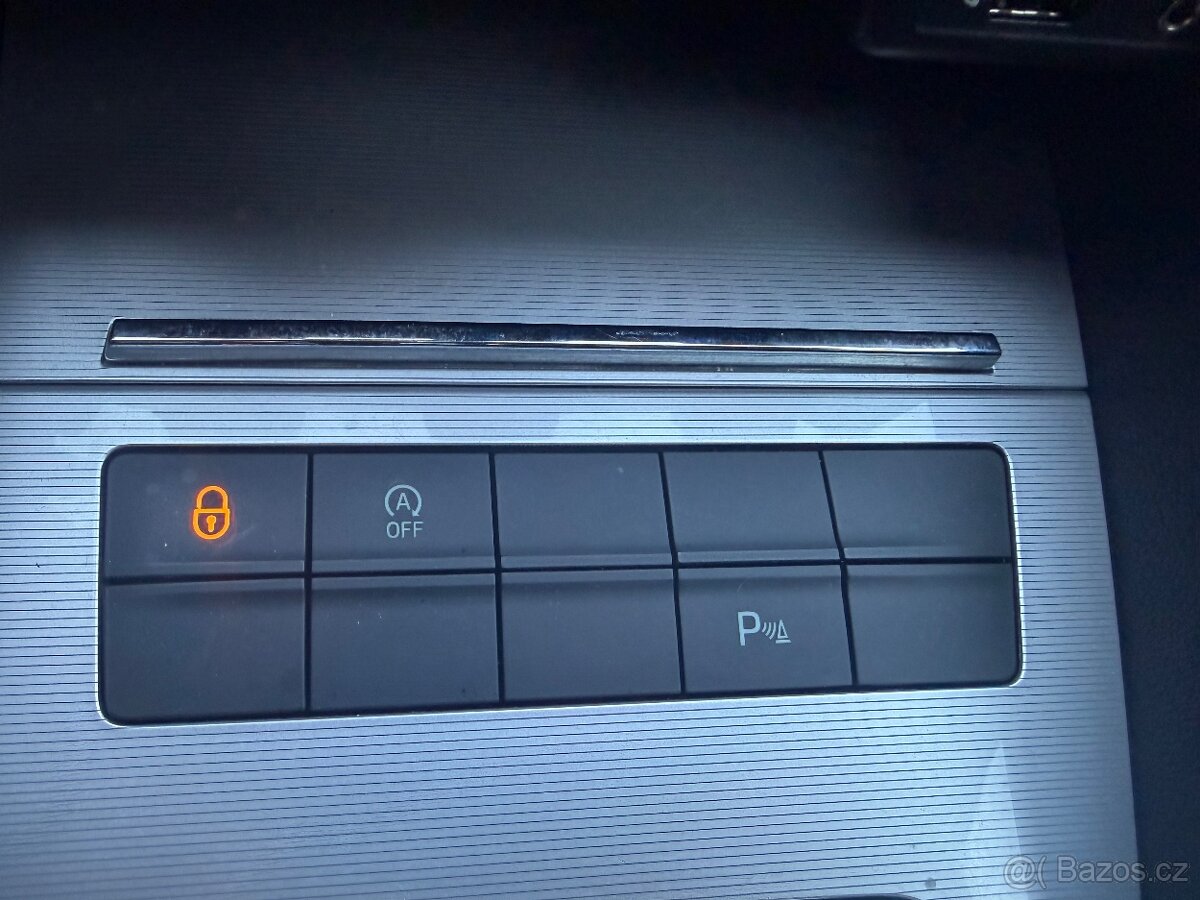 Škoda octavia 3,110kw,automat,nafta - 11