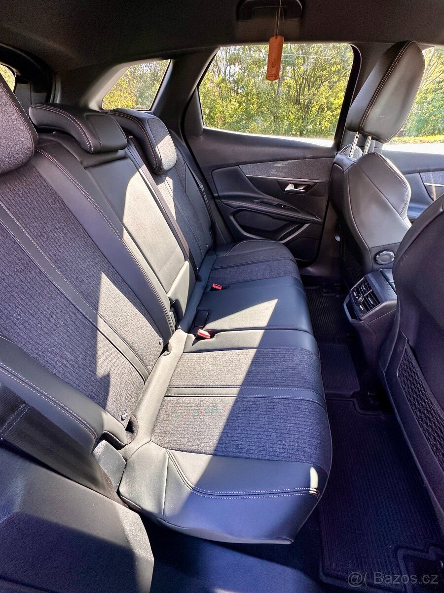 Peugeot 3008 GT, 1.2 benzín,automat,2020,cena bez DPH - 11