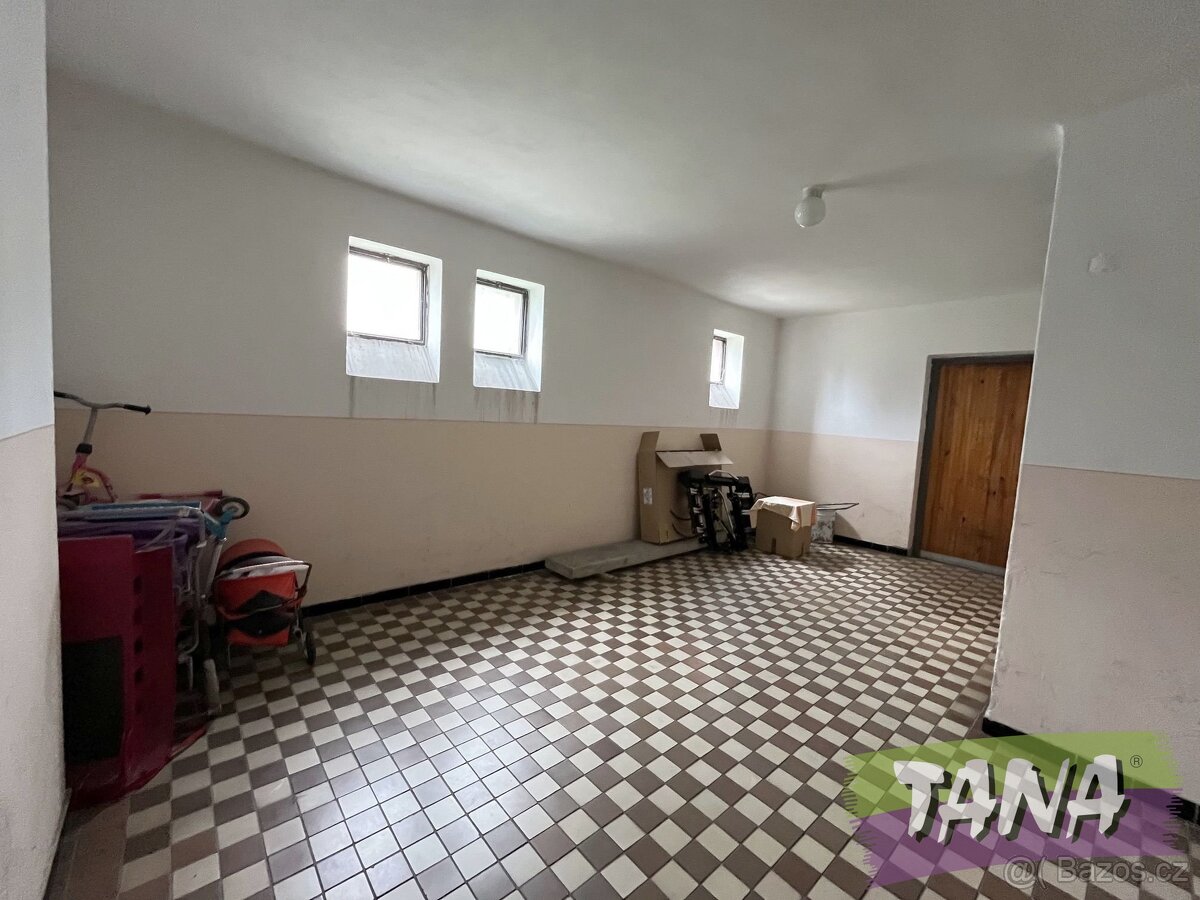 Prodej bytu 3+1 v Úpici, Nová Závoď, ev.č. 00288 - 11