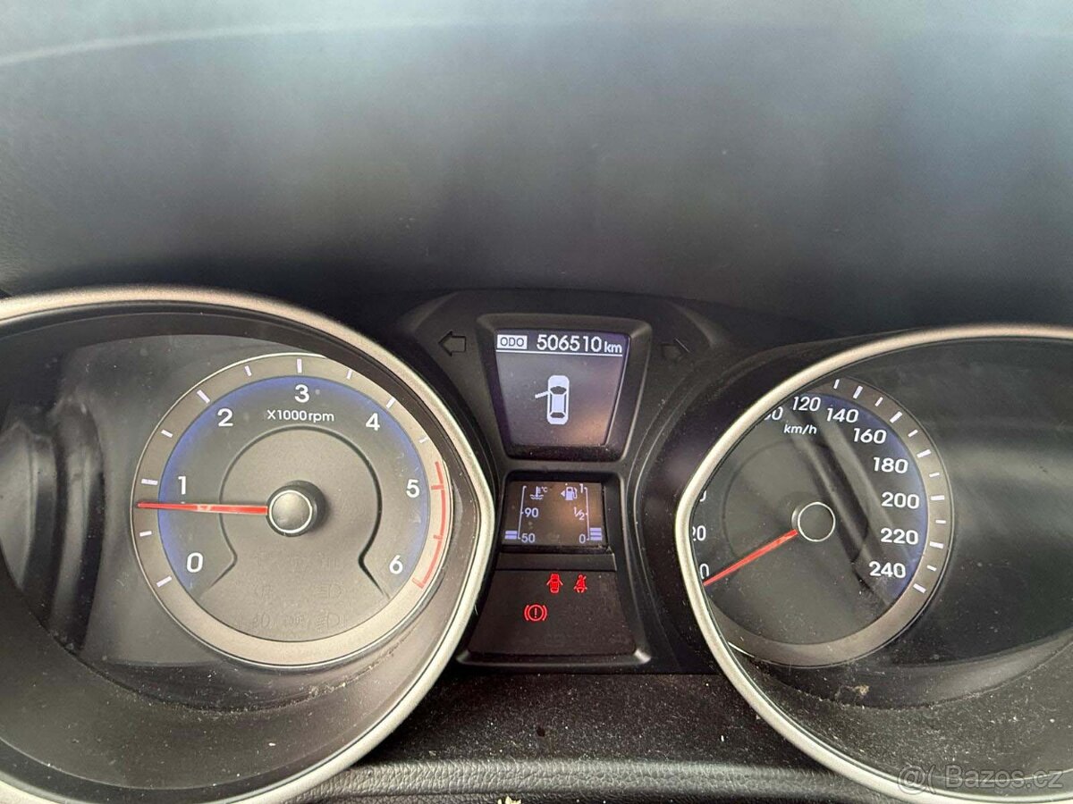 Hyundai i30 / 2016 - 11