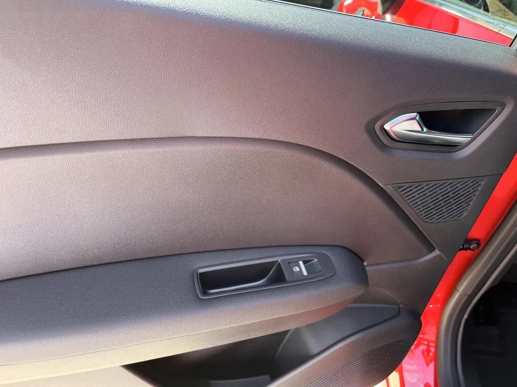 Renault Symbioz, Techno mild hybrid 140 - 11