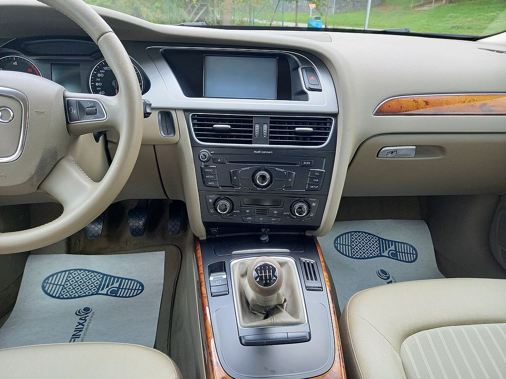 Audi A4, 2.0TDI digiklima-alu-bez koroze - 11