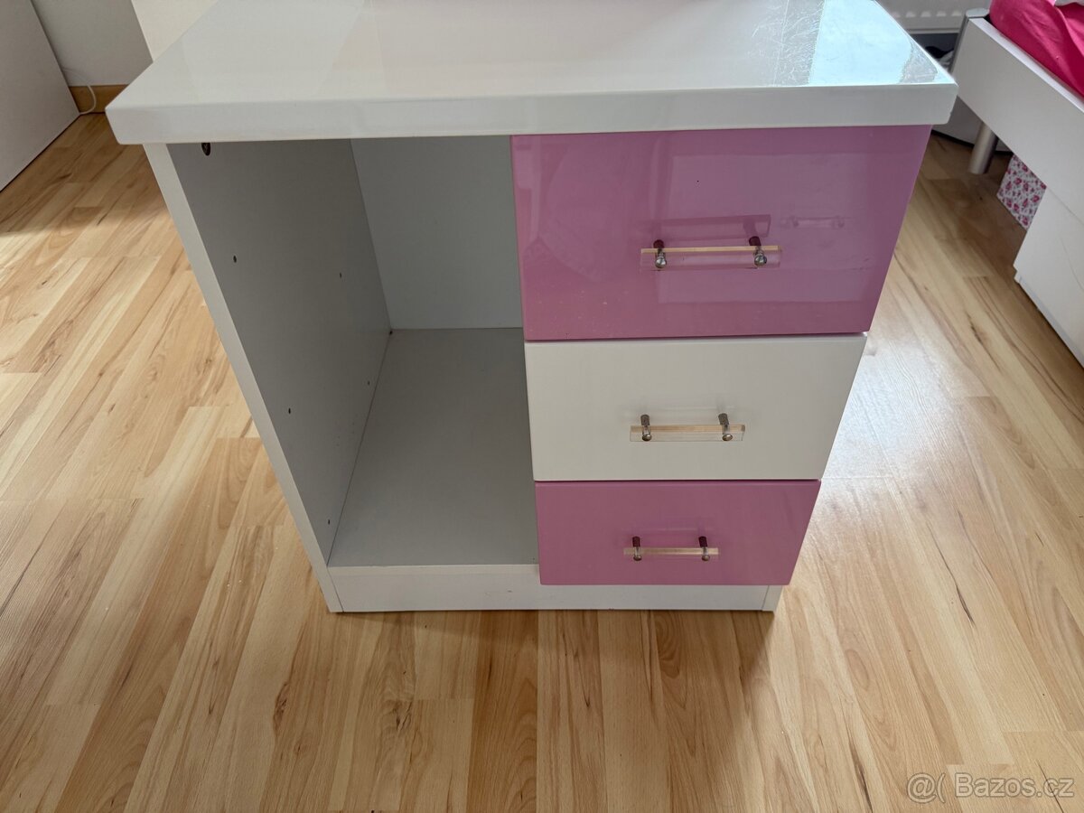 Prodám dětský dívčí pokojíček - 11