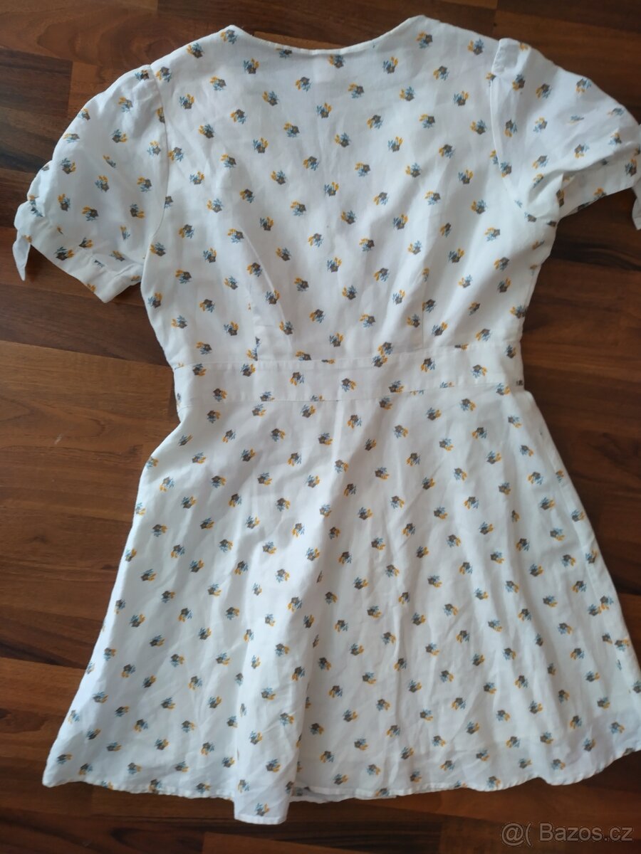 Šaty vel.L - 11