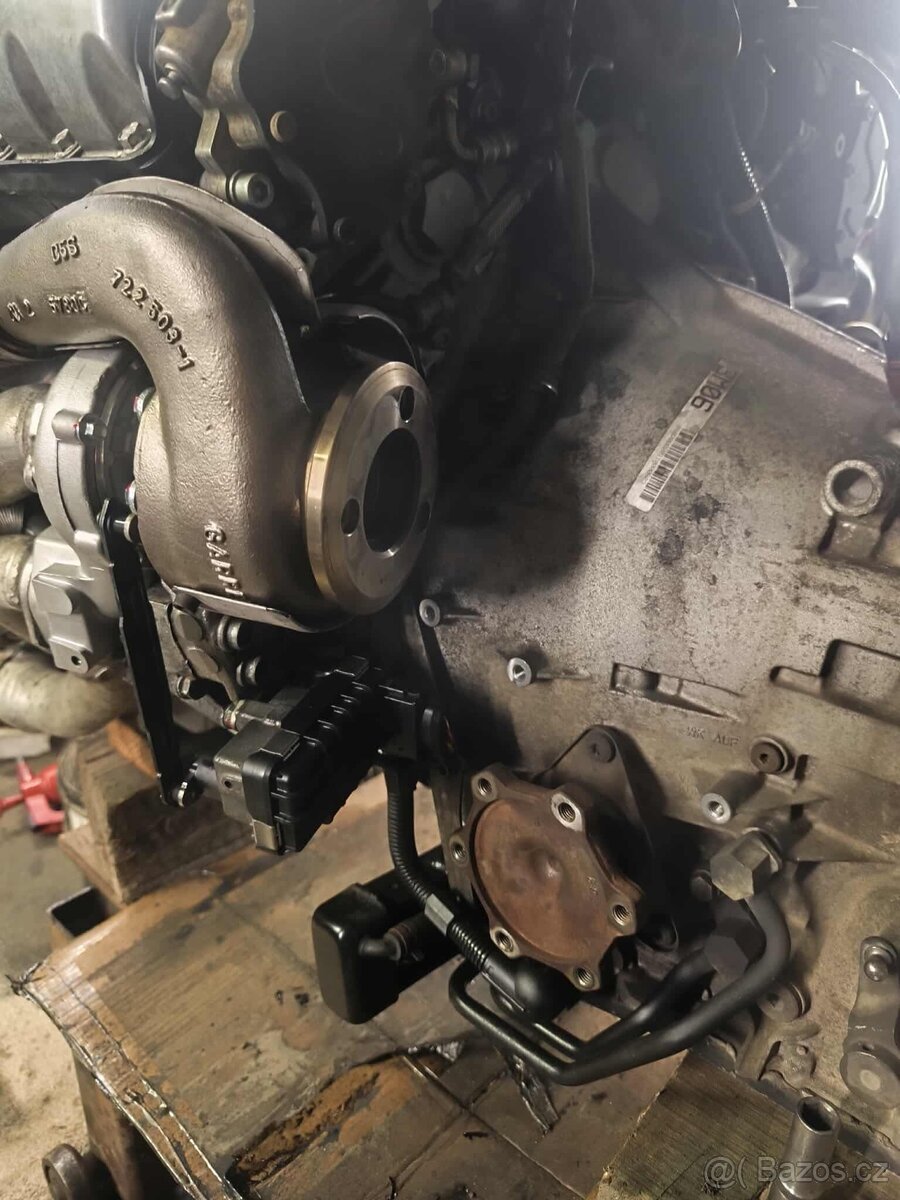 VW PHAETON 5.0 V10 TDi - 11