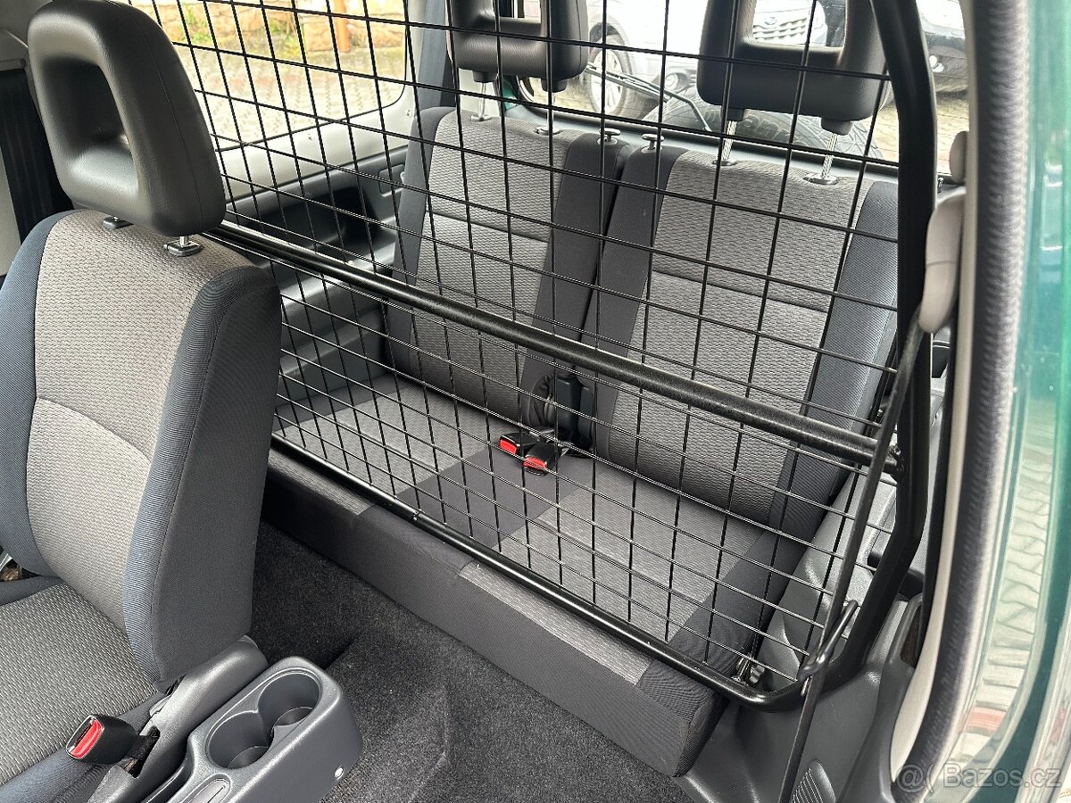 Suzuki Jimny 1.3 63kW 2007 119323km 4x4 TAŽNÉ - 11