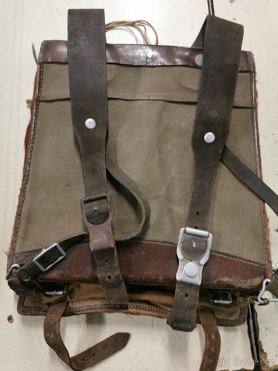 Vojenský batoh, Tele. - 11