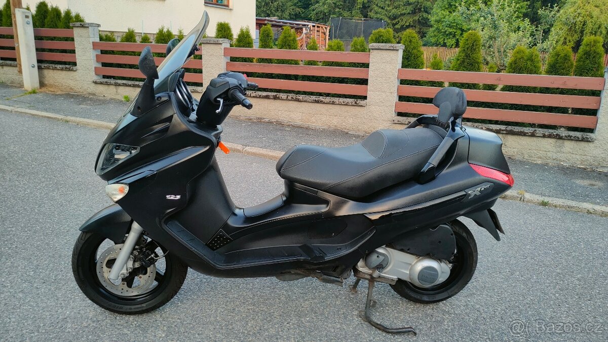 Piaggio Xevo 125 - 11
