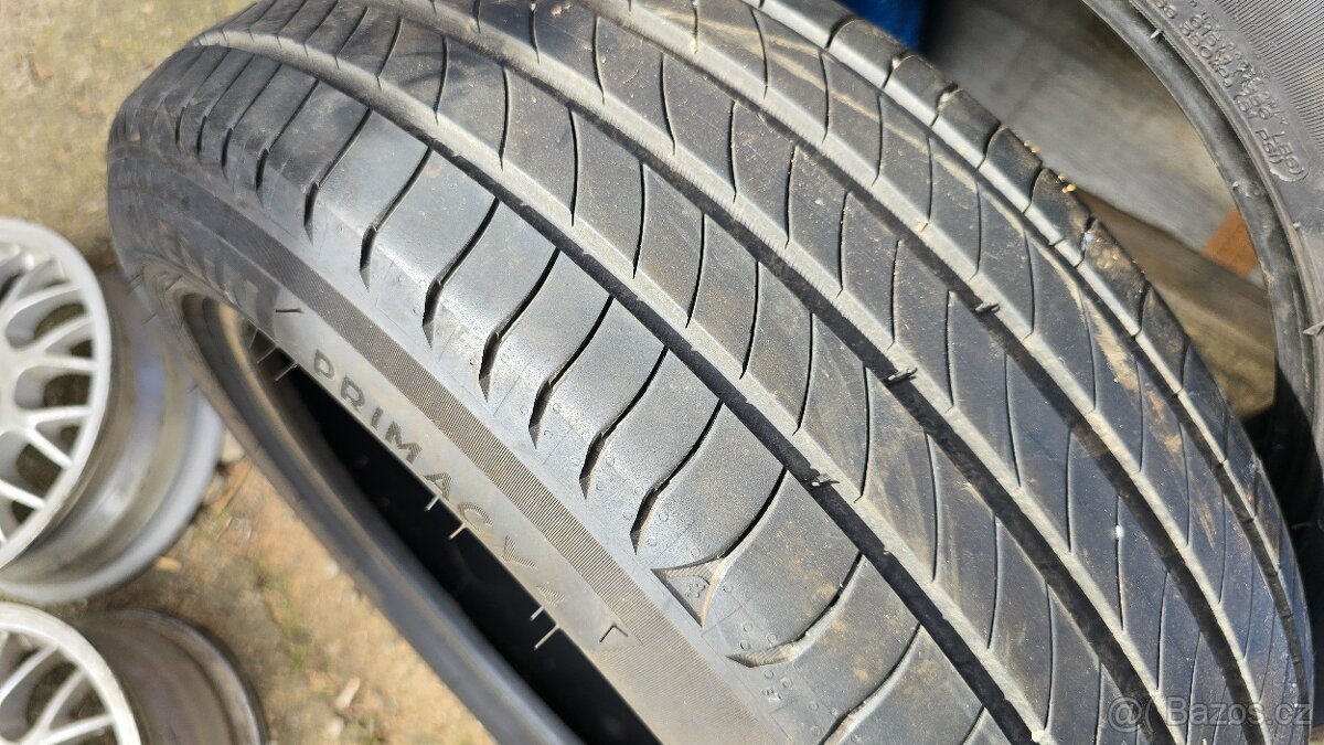 Prodám 4x letní pneu Michelin - 11