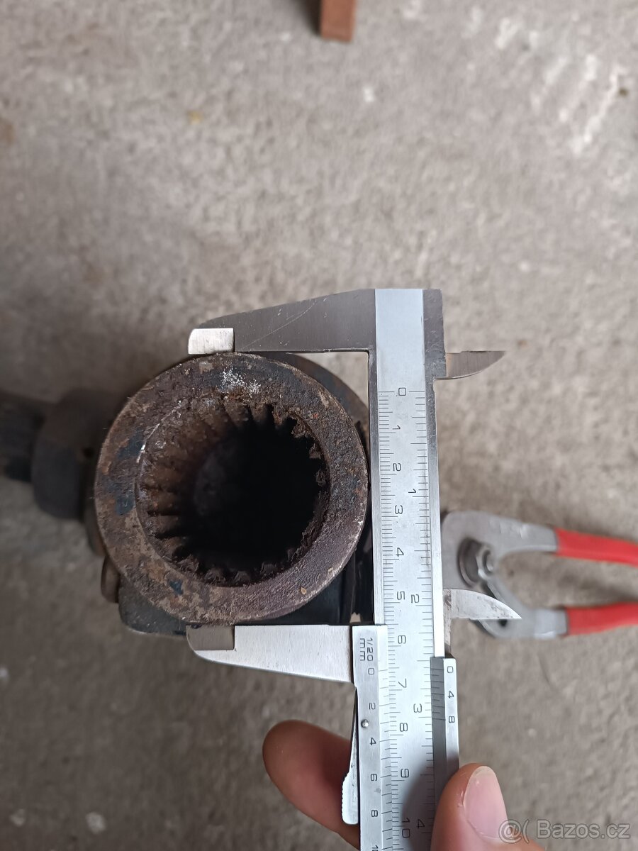 Kardan - náhonová/vývodová hřídel na traktor - 11