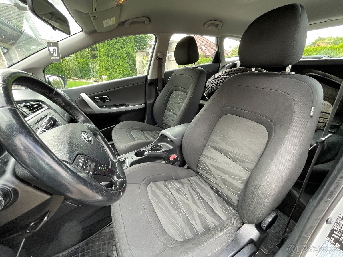 KIa Ceed 1,6 GRDi 100kW - 11