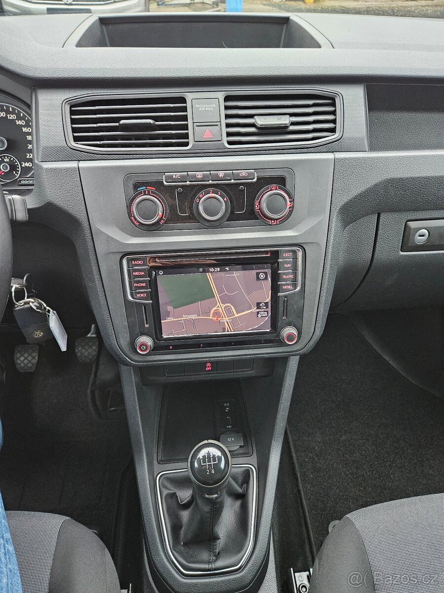 VW CADDY MAXI 2.0 TDI HIGHLINE 137TKM DPH - 11