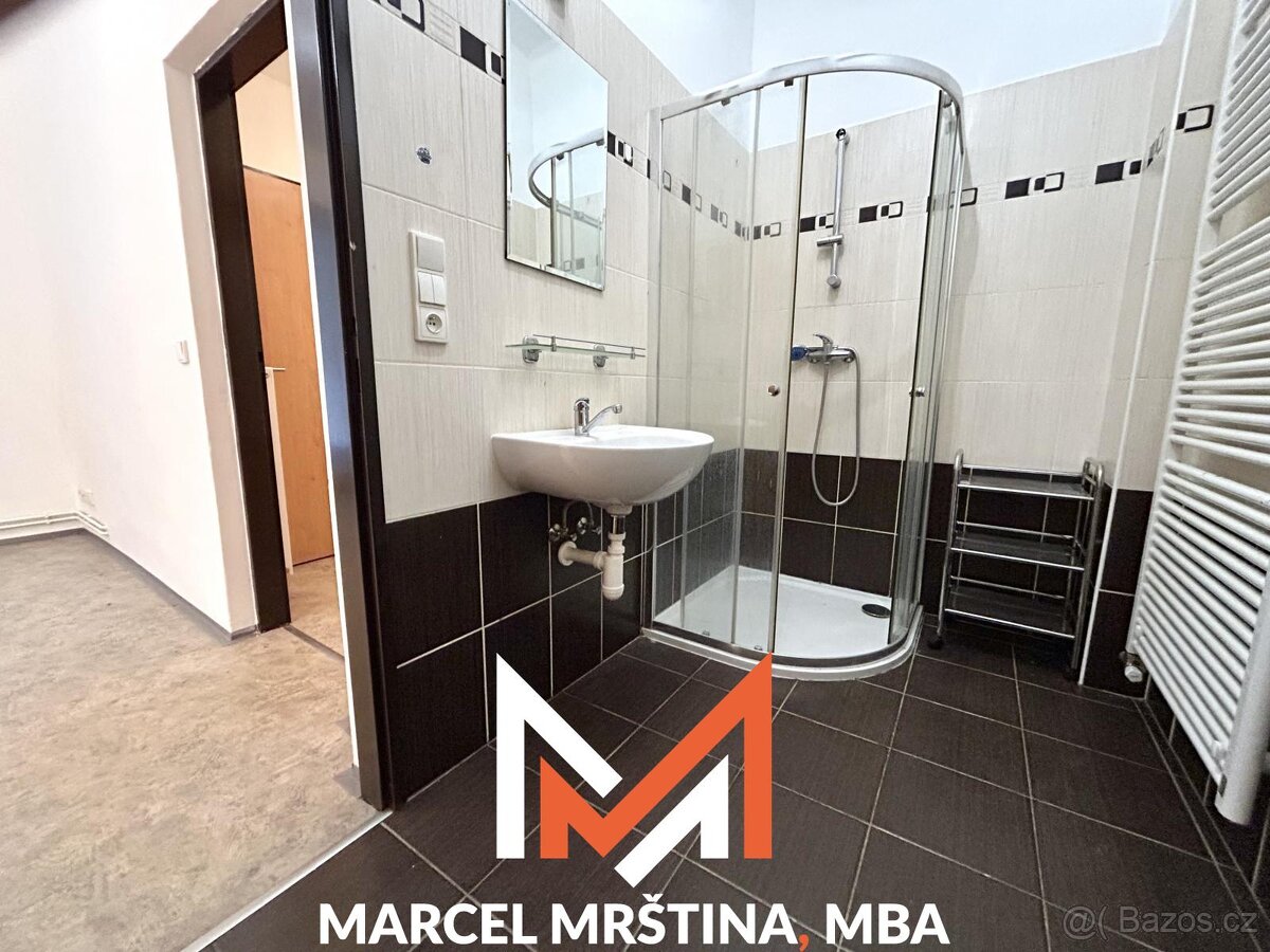 Pronájem bytu 1+kk | Hronov - 11