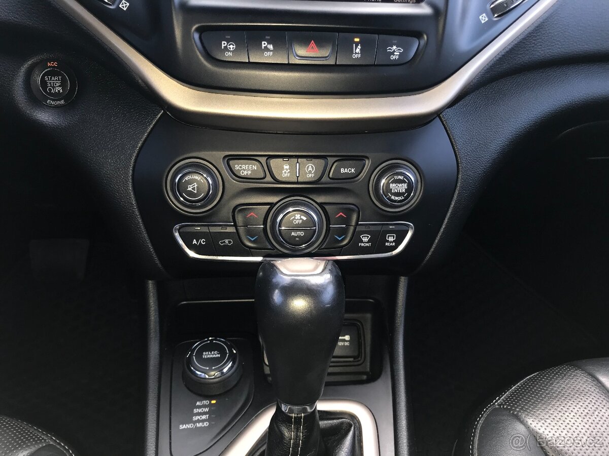 Jeep Cherokee 2,0 - 11