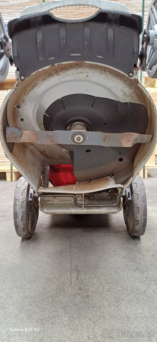 Sekačka na trávu SP535 BW EL 4S - 11