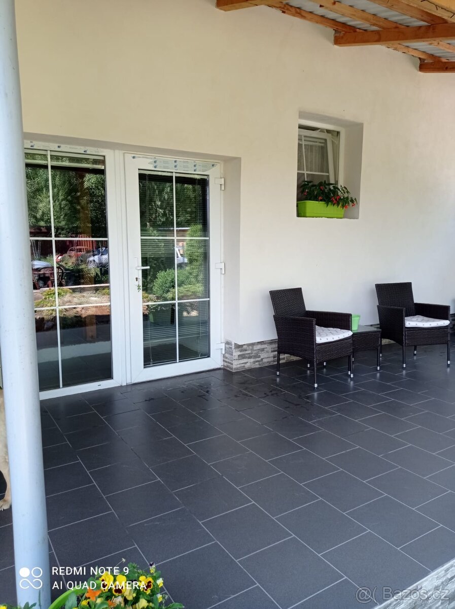 Pronájem bytu blízko Velvar - 11