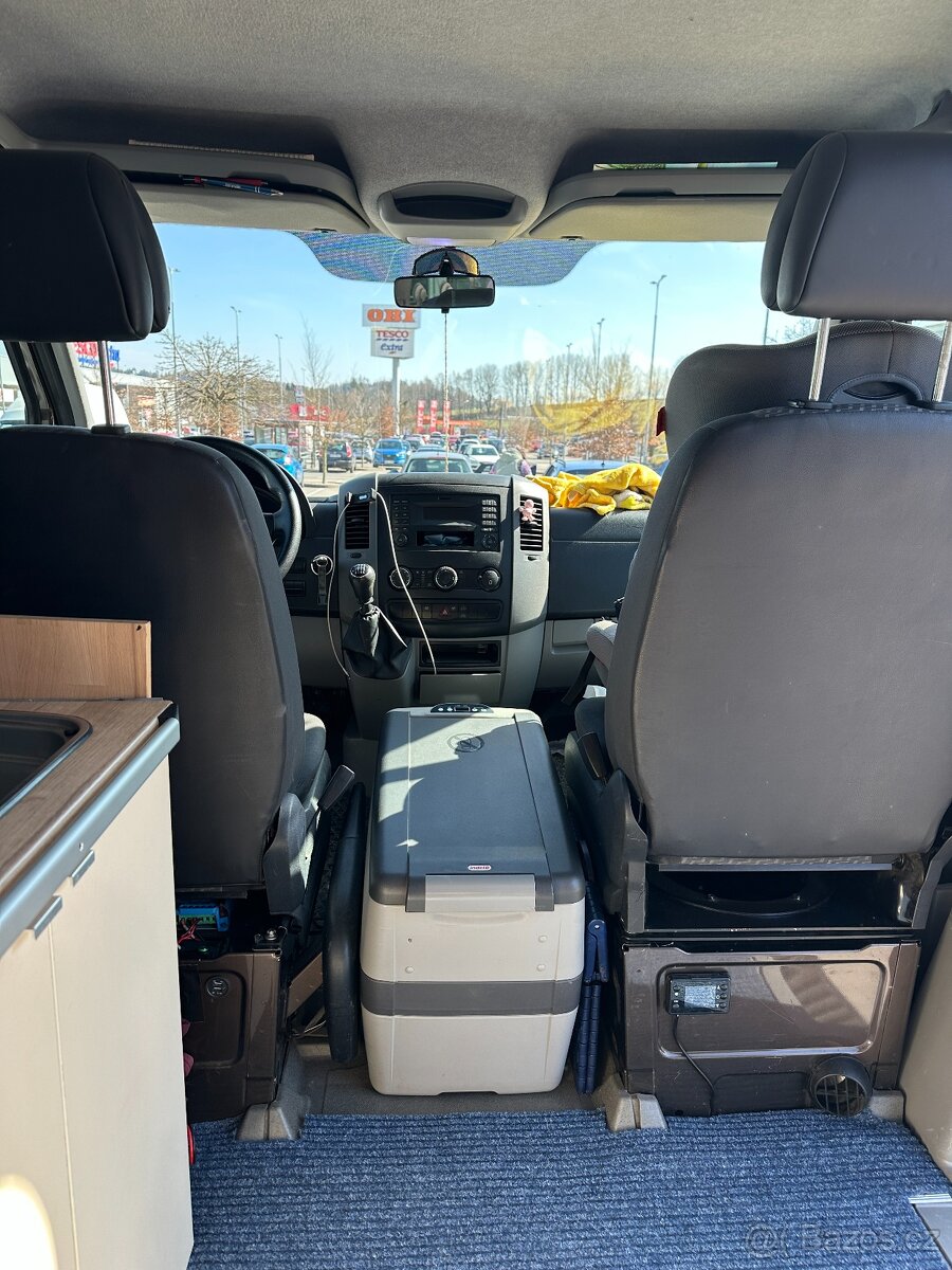 Obytná dodávka VW Crafter L2 - 11