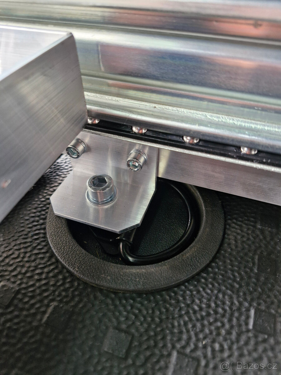 vestavba VW T5/T6 Transporter, Caravelle, Multivan - 11