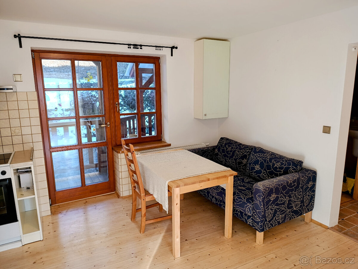 Pronájem bytu 2+1, 66 m², terasa, Vimperk – centrum - 11