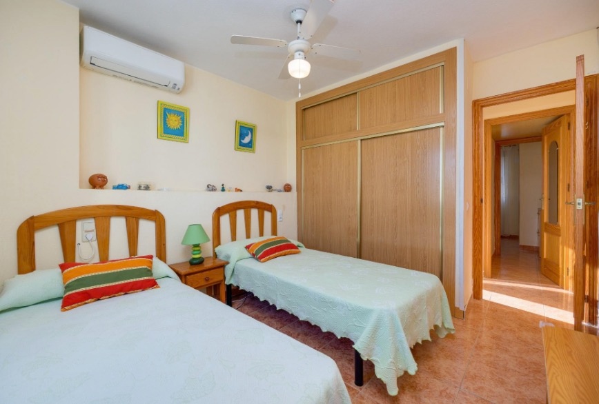 Prodej bytu 3+kk 61 m² Torrevieja, Španělsko - 11