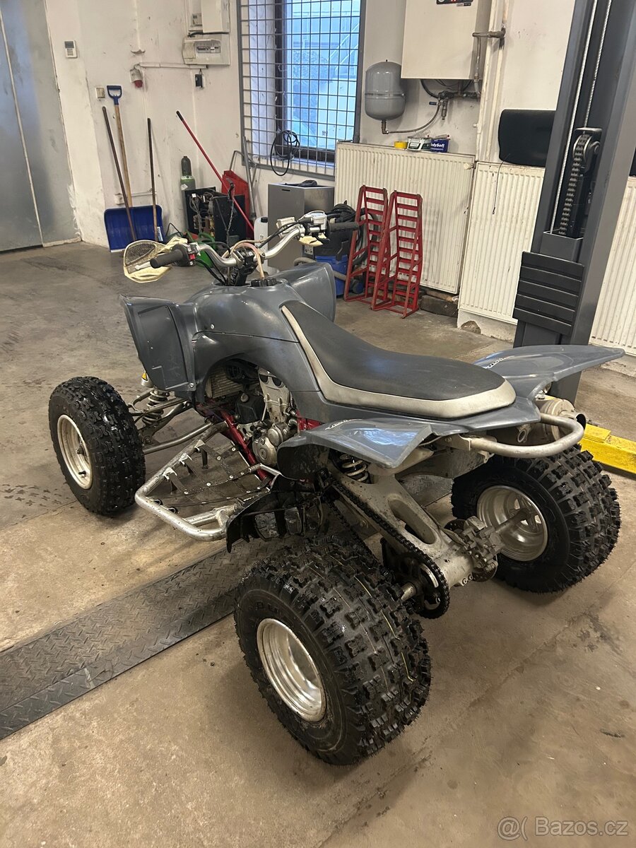 Yamaha yfz 450 - 11